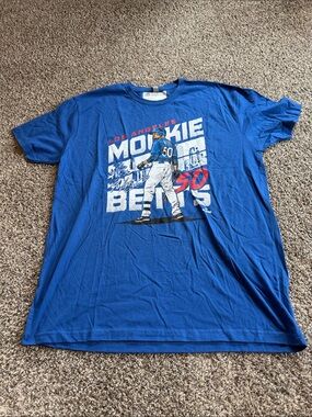 New Los Angeles Dodgers Mookie Betts Baseball Graphic Tee Size XL
